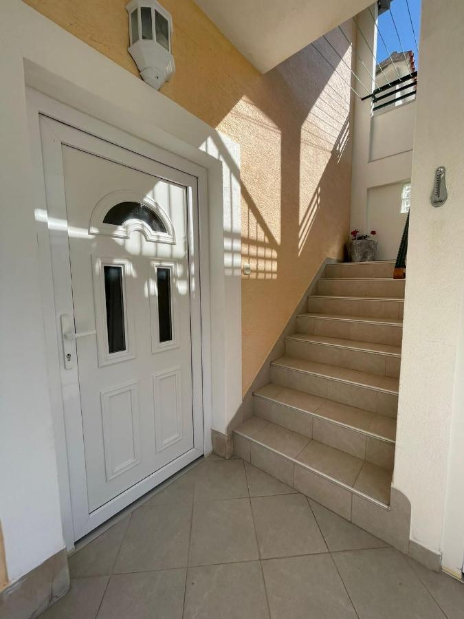 Apartmani Kontic Baška Voda Exterior foto